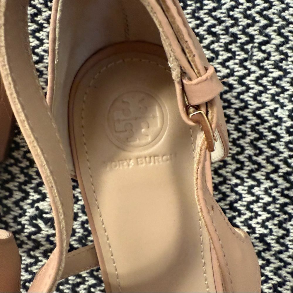 Tory Burch Blossom Flat Blush Sandals - Picture 3 of 9
